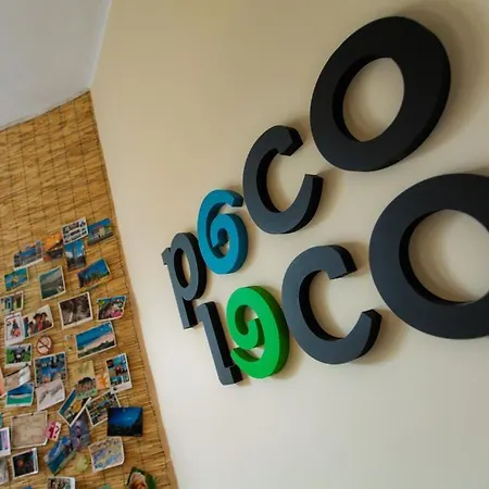 Poco Loco Hostel *