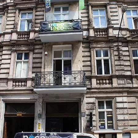 Poco Loco Hostel *